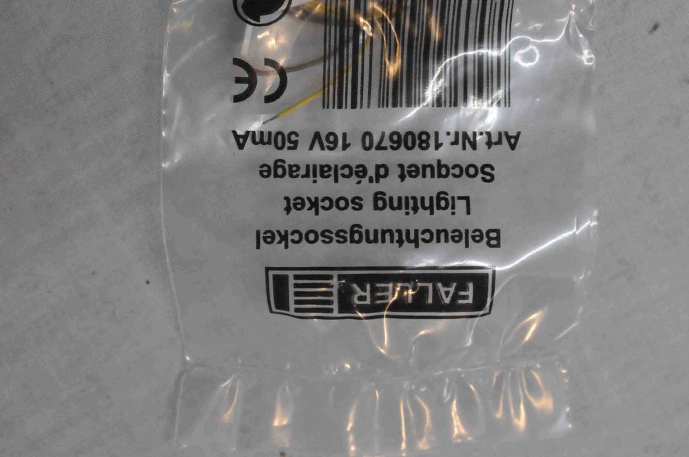 HO - Lampada com casquilho 16 volts FALLER ref 180670