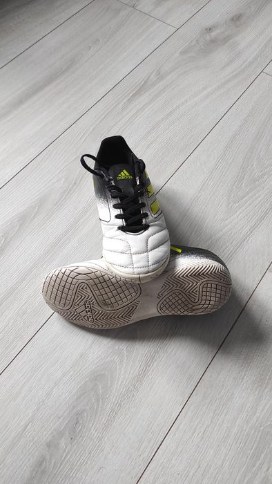 Buty halowe adidas roz 35