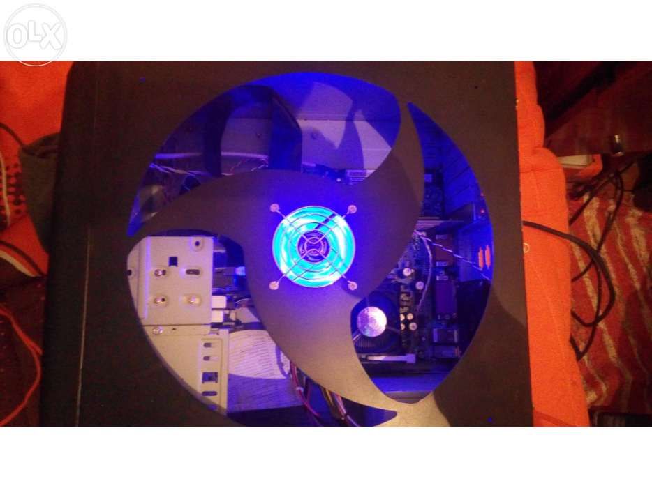 Computador—torre acer