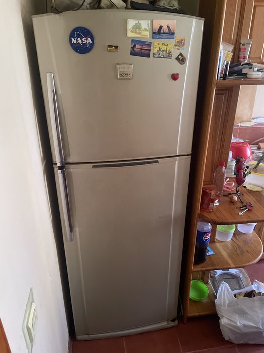 Холодильник б/у техника