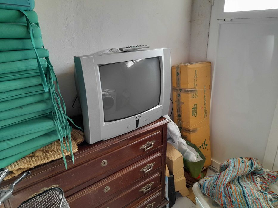 Televisão cinzenta 50''