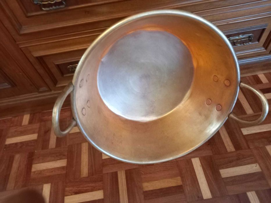Bacia impecável em cobre 4Kg