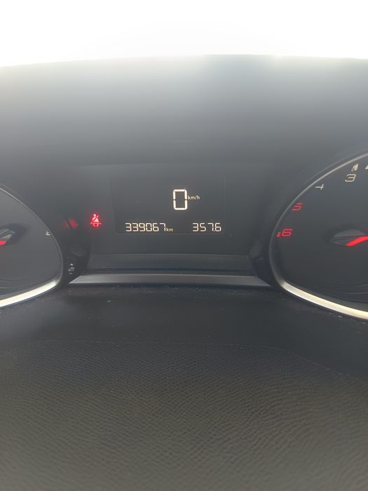 Peugeot 308 2015