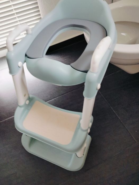 Дитяче складне сидіння на унітаз зі сходами та ручками