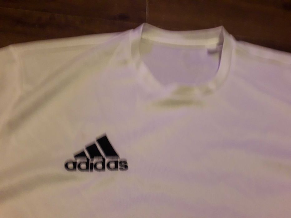 koszulka sportowa adidas