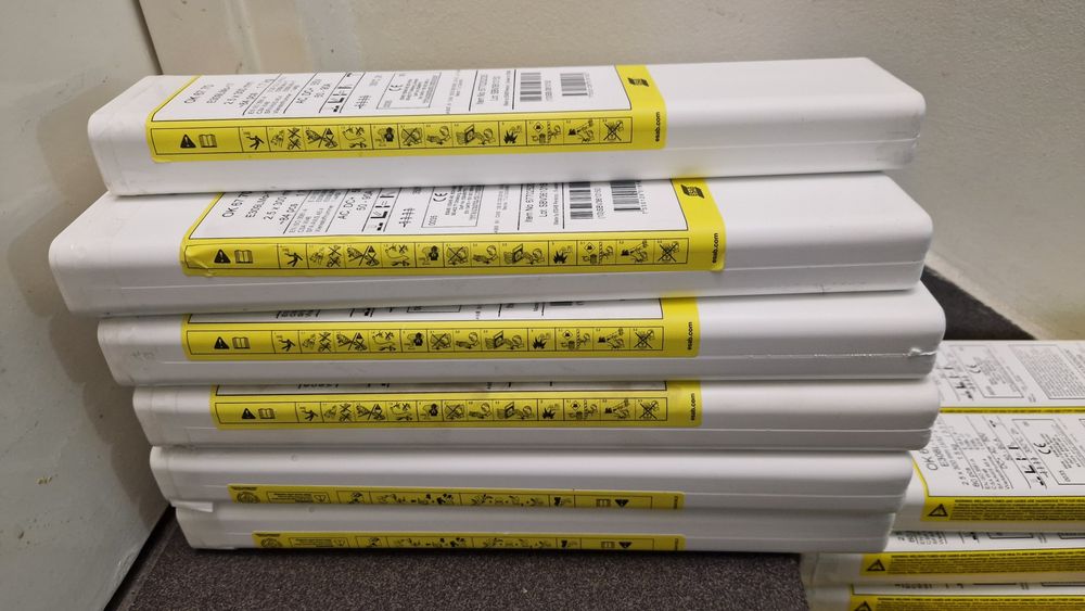 Elektrody ESAB OK 67.70 2,5x300 mm 1,7 kg
