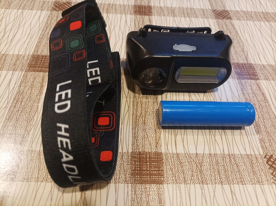 Налобний ліхтарик з акумулятором 18650