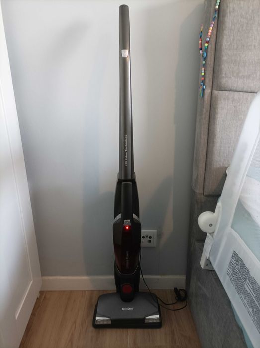 Aspirador Vertical  Silvercrest