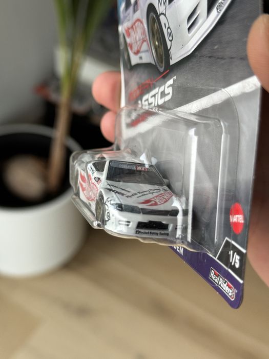 Hot Wheels Premium Nissan Skyline GT-R R32 Pandem 1/5 Modern