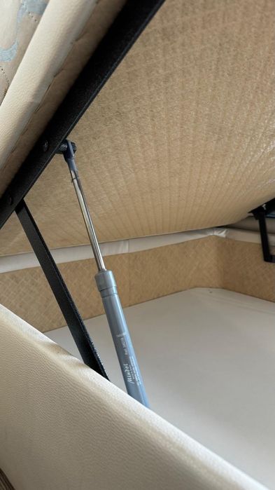 Cama de corpo e meio