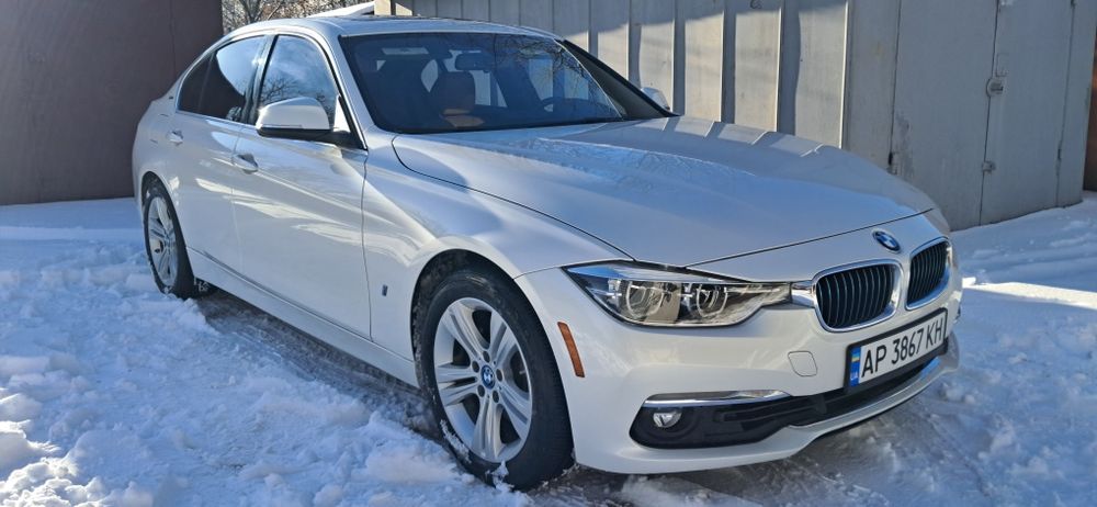 BMW 330e 2017 пробег 64 тыс км