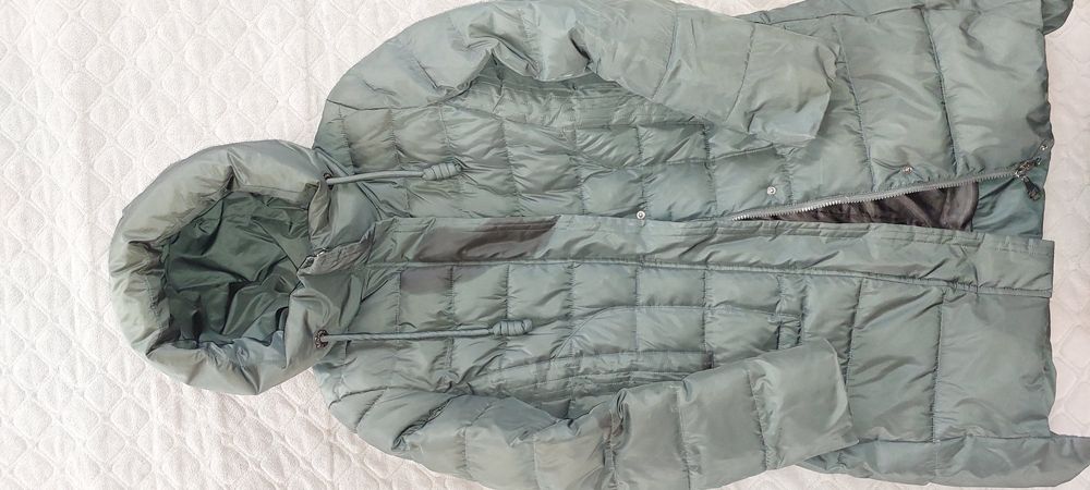 Куртка з капішоном 46 (Л)