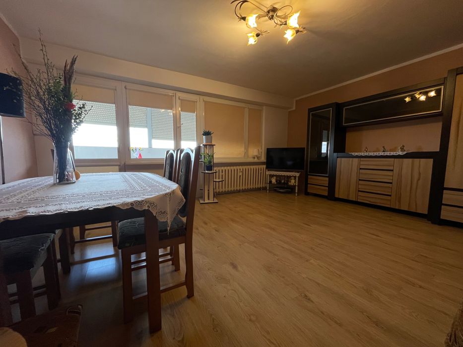 BLOK, 3 pokoje, przestronne