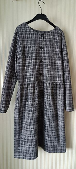 Тепла стильна сукня