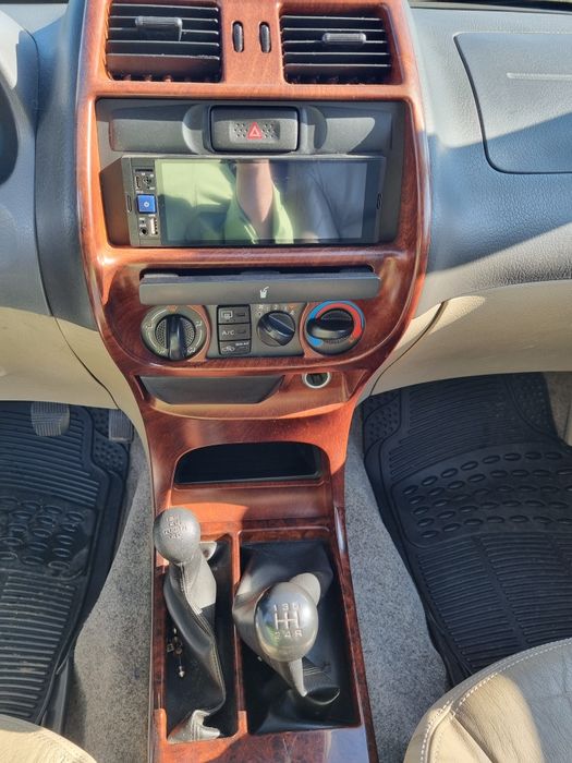 Terrano2 Longo 7 Lugares