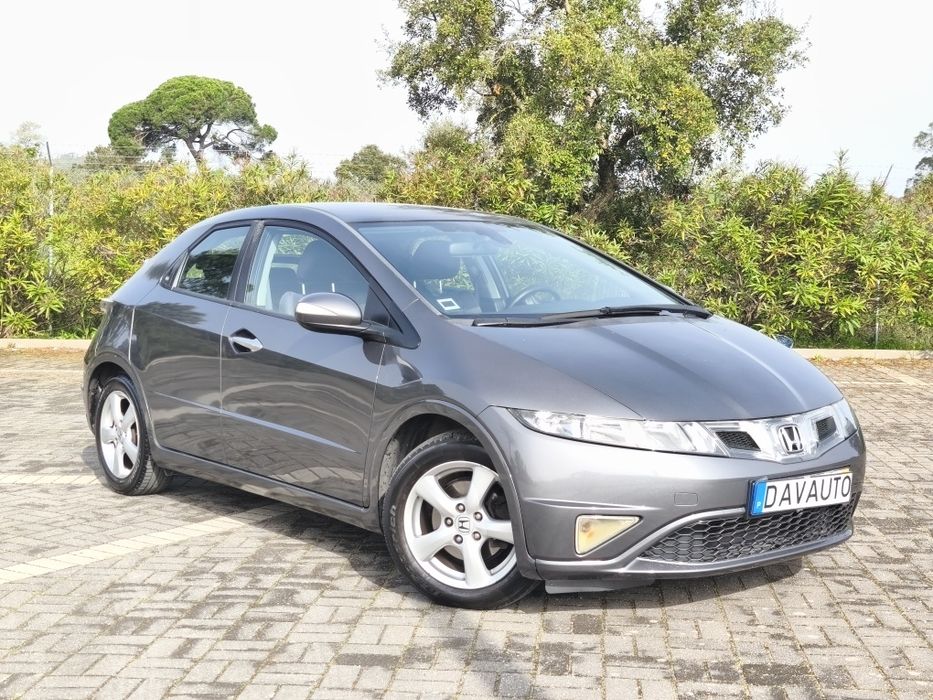Honda Civic VIII 1.4 VTEC Comfort Ano 2009