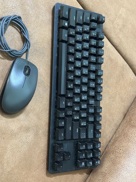 Клавіатура і мишка