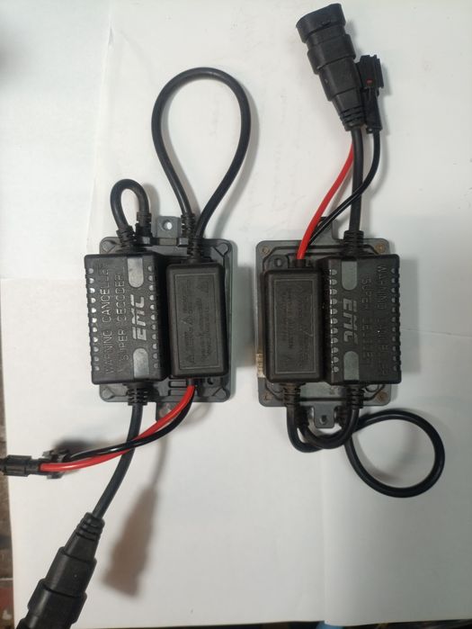 Блоки розпалювання на ксеонове світло