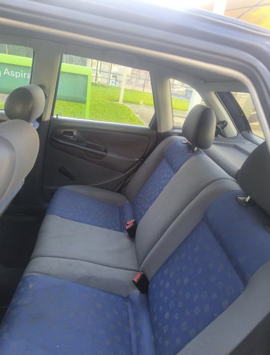 Carro SEAT Ibiza 1.0 mpi