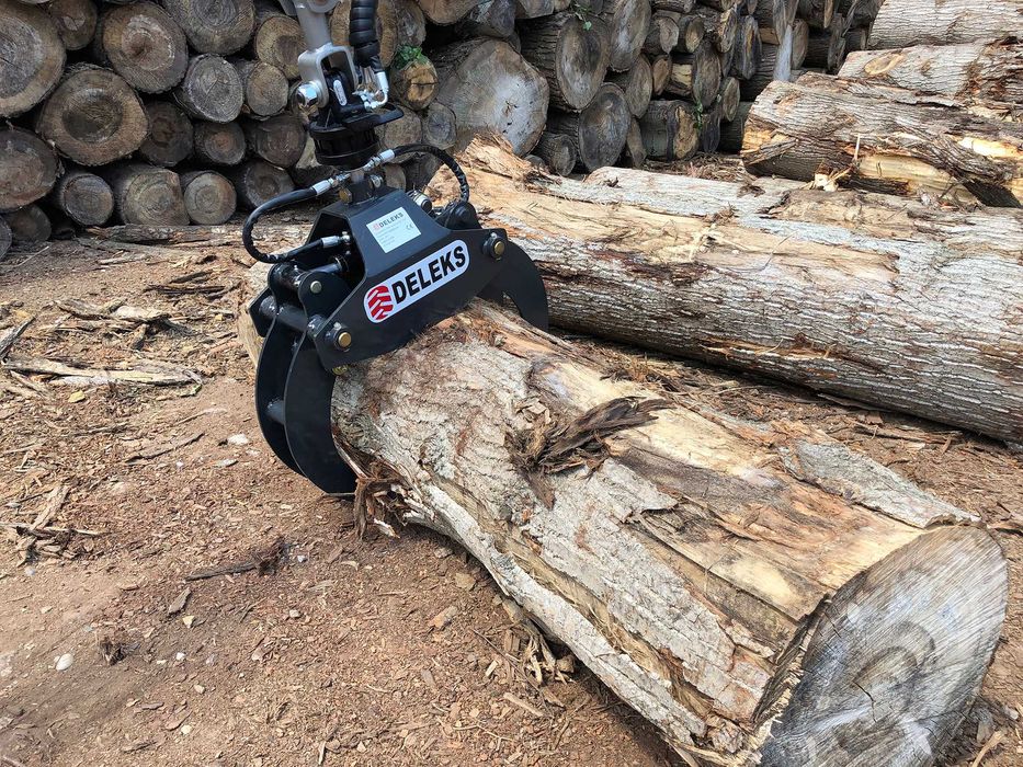 Grua Florestal p/ Trator + Pinça e Rotor - CRAB-3000 **ENVIO GRÁTIS**