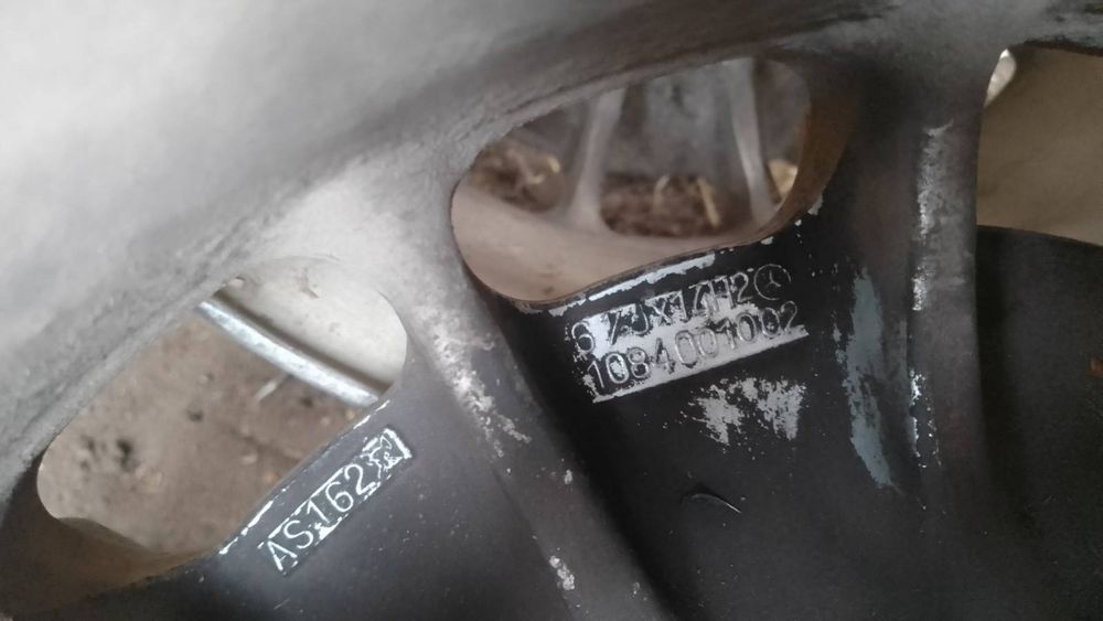 Диски титанові  Мерседес 123 1000гр штука