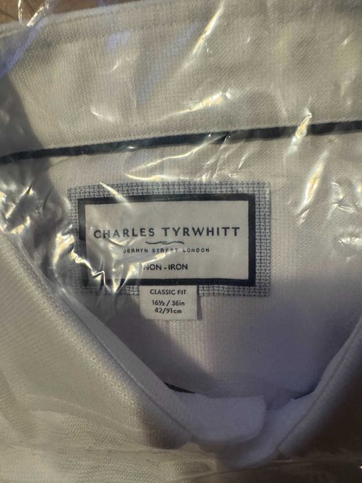 Charles Tyrwhitt Biała Koszula Non Iron (Classic fit)