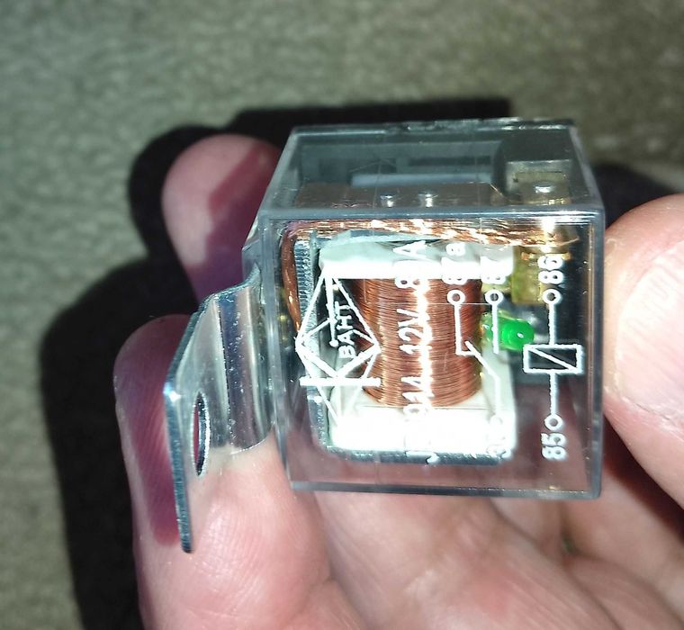 Реле авто універсальне 5 конт 12В – 80А з світлодіодом КВАНТ – 2 штуки