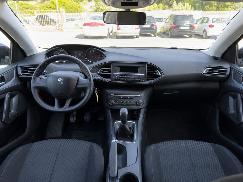Peugeot 308 1.6 HDi 2017 - Poucos kms