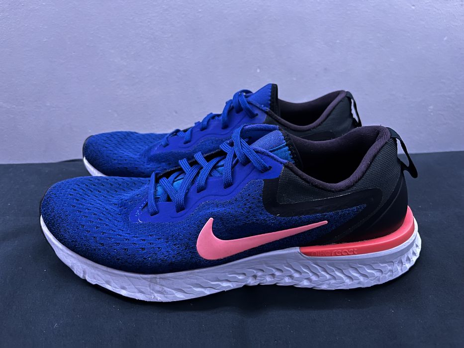 Nike Odyssey React