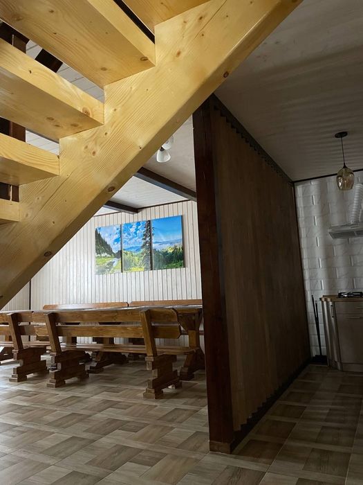 Будинок  у Карпатах Славськ,до 12ть осіб ( «Захар Беркут»)
Біля витя