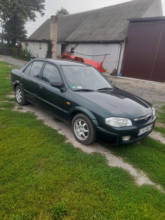 Sprzedam Mazde 323