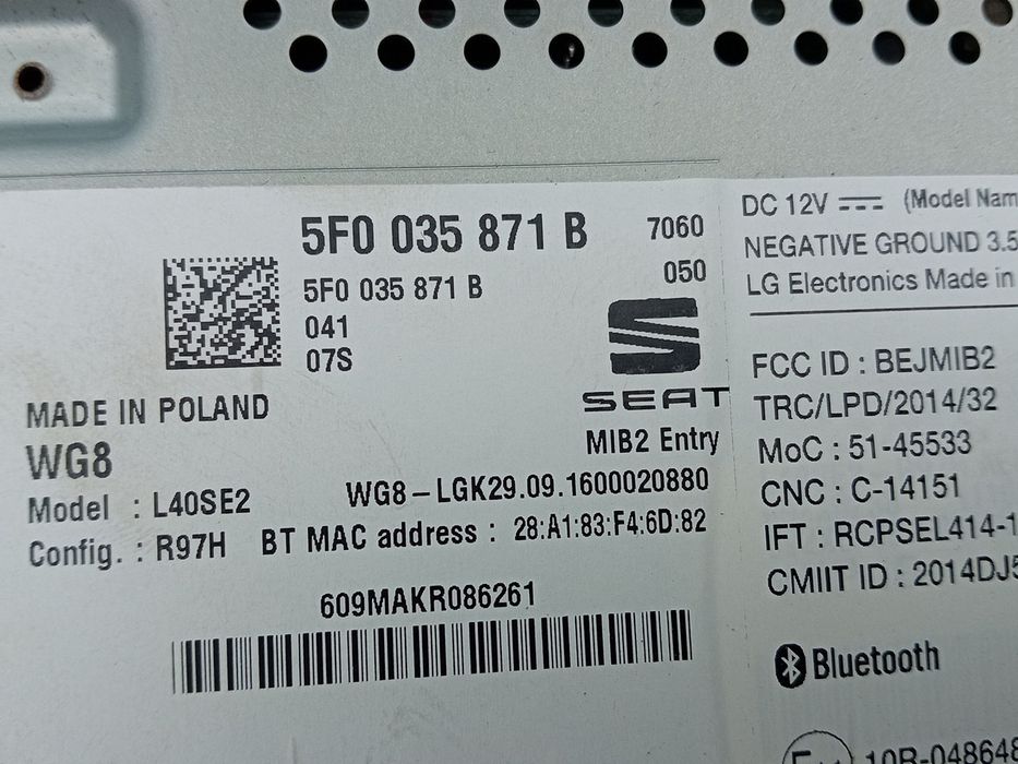 Rádio / auto-rádio SEAT Ibiza IV (6J5, 6P1)