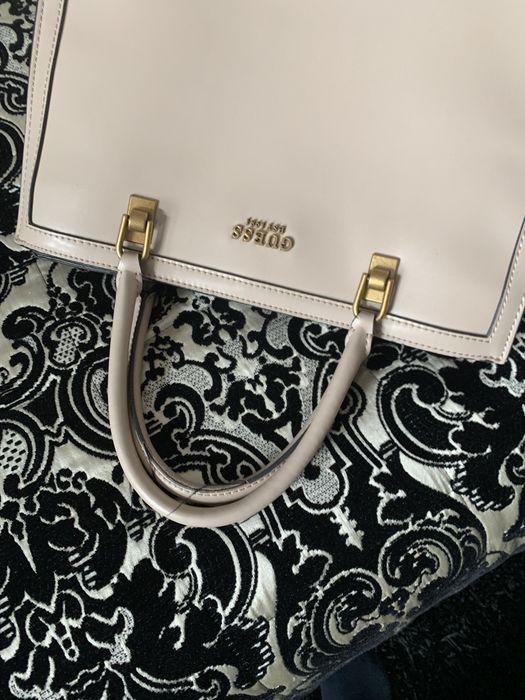 Mala Guess beje original