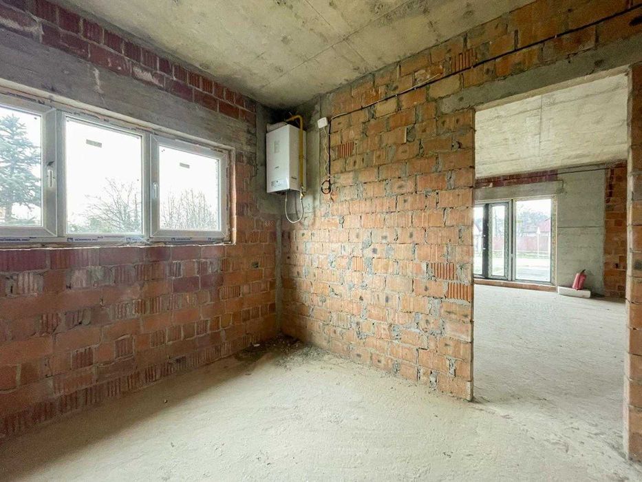 Оренда приміщення під комерцію 98.8 м² (бічна Шевченка) від власника