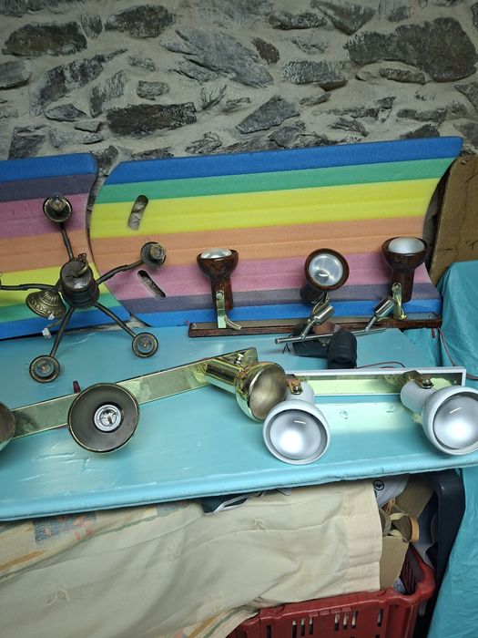 Belos Candeeiros e a Bom Preço.