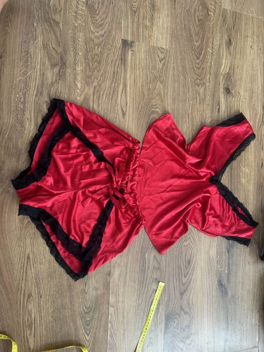 Pizamka czerwona z czarna koronka satynowa s