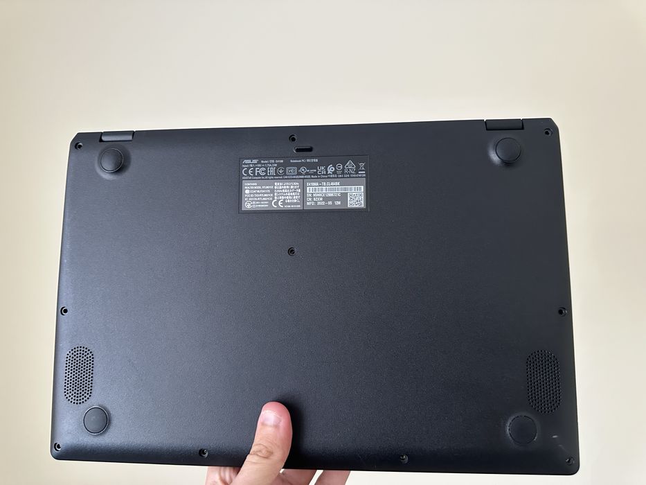 Продам Ноутбук Asus E410M