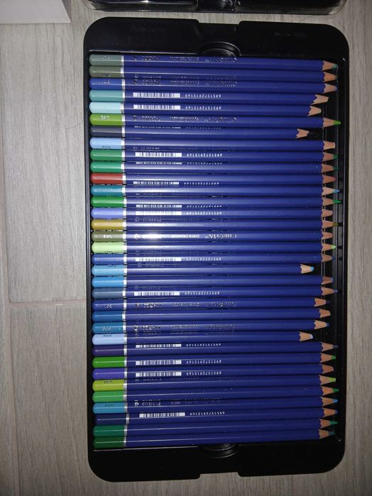 Кольорові Олівці: Marco Chroma 100 Colors (Glide Technology)