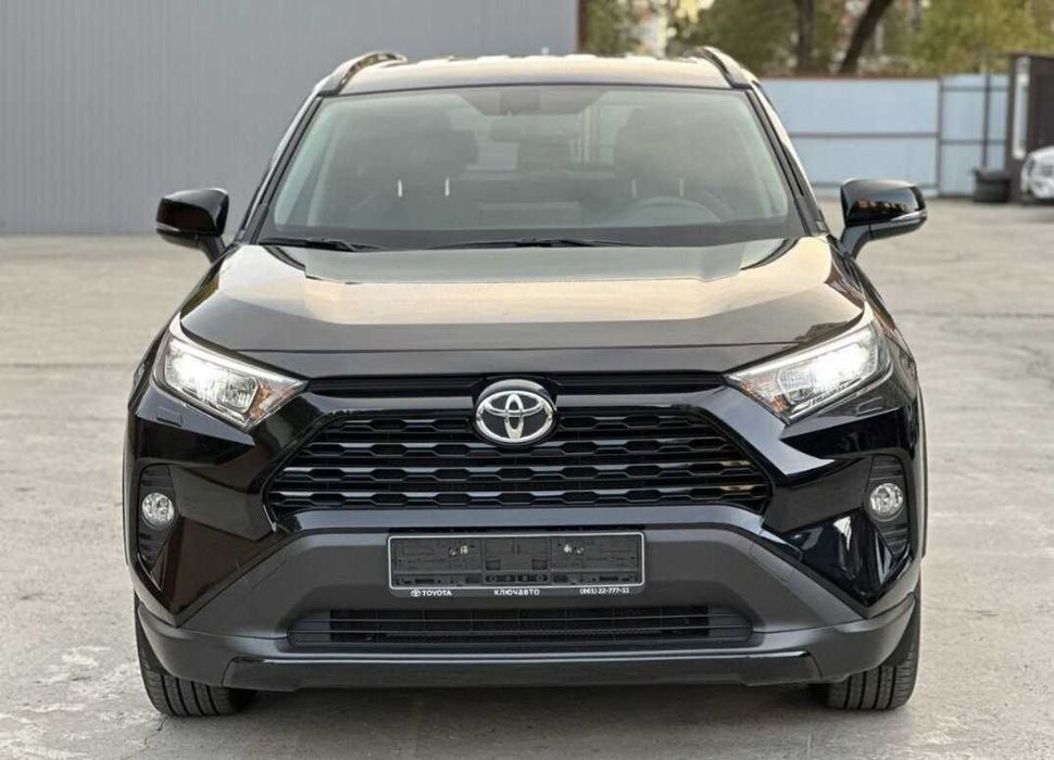 Toyota RAV4  2022 стан ідеал