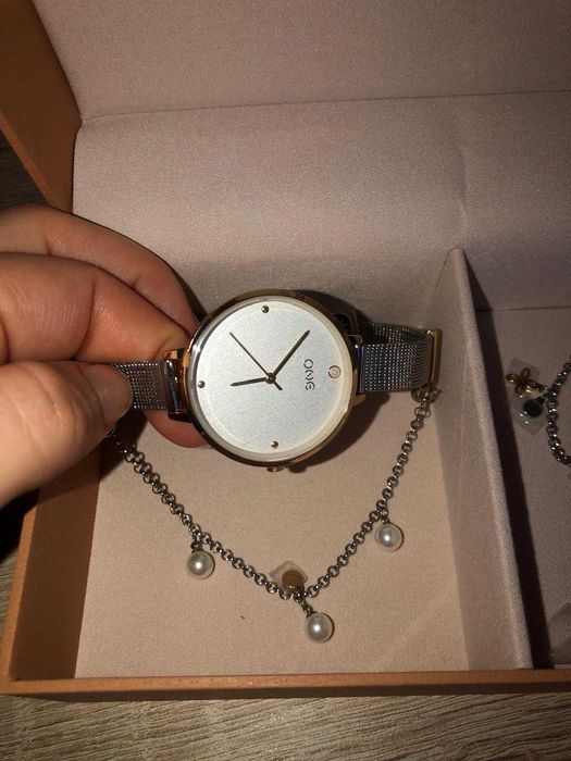 Relógio ONE® Chain OL1231IC12S – NOVO, nunca usado + 2 correntes