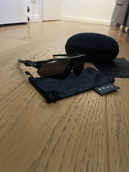 Okulary przeciwsłoneczne oakley