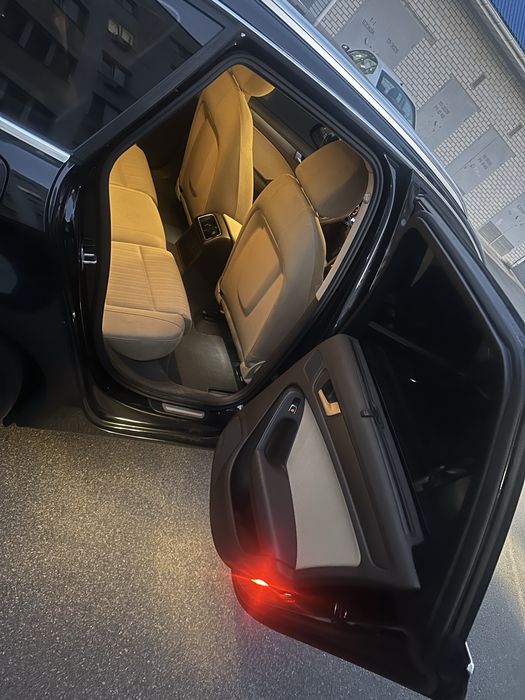 Audi A4  2.0d 2014р