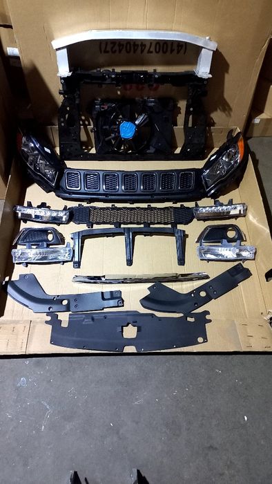 Передняя панель Jeep Compass 2017 Диффузор  джип компас