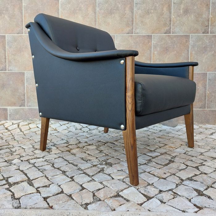 Vintage italian Gio Ponti armchair