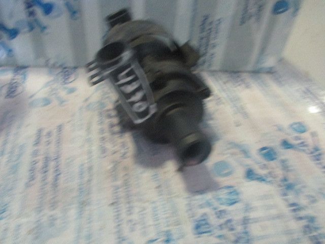 Bomba de água AUDI A6 (4B2, C5)