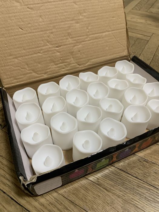 23 лед свічки на батарейках