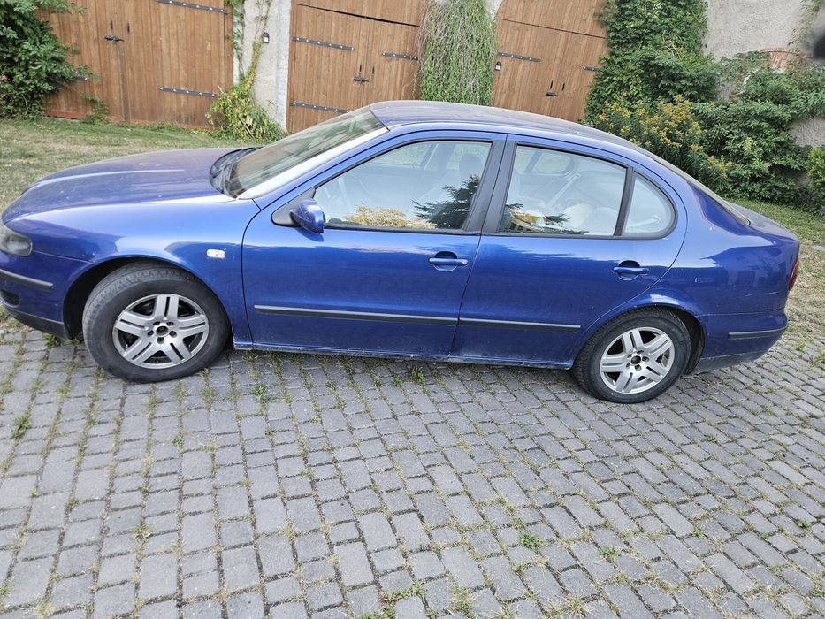 Seat Toledo 2.  1.9 TDI Diesel 110KM