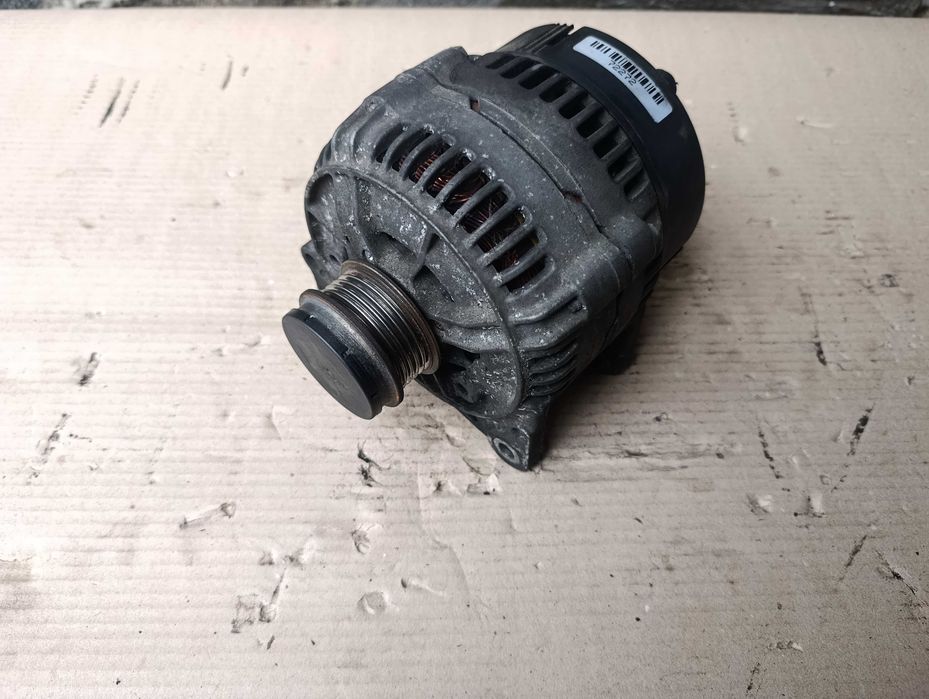 Генератор VW Passat B5 1.9 TDI Audi A4 B5 1.9 TDI 0123515003 028903028 120A Bosch