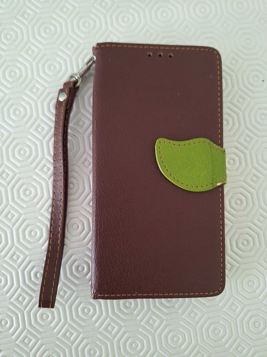 Telemóvel Smartphone + acessórios.