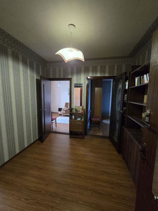 Продам Трьохкімнатну квартиру Інгульский район